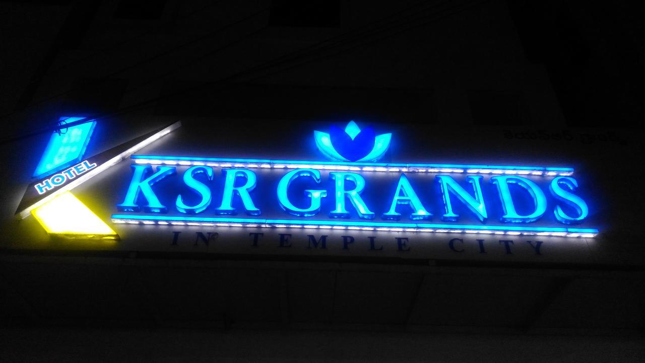Hotel KSR Grands Tirupati Exterior foto